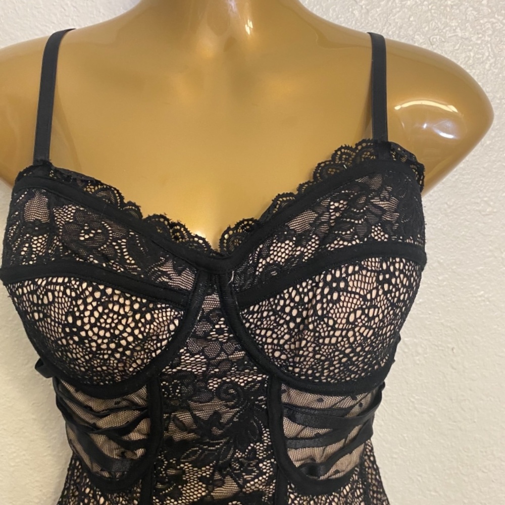 Bebe dress